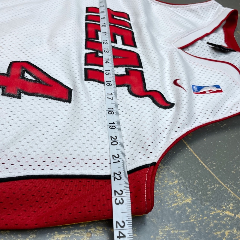 Nike Caron Butler Miami Heat Swingman Jersey Large Vintage Stitched White Hot - Picture 8 of 11